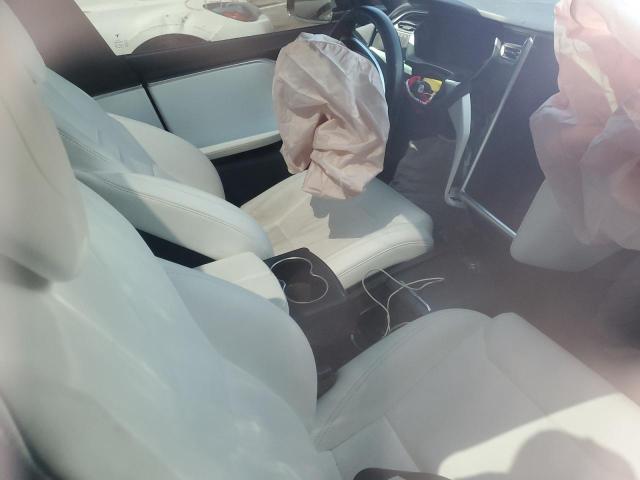 5YJSA1E24HF206876 - 2017 TESLA MODEL S შავი ფოტო 8