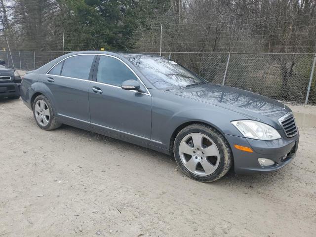 WDDNG86XX8A151444 - 2008 MERCEDES-BENZ S 550 4MATIC GRAY photo 4