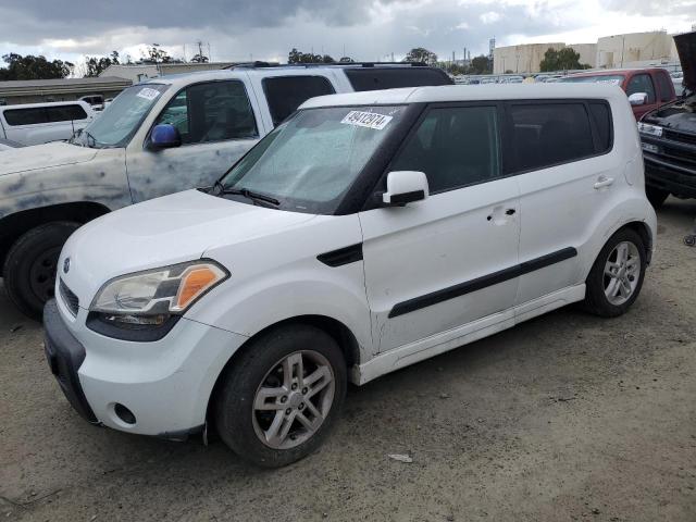 KNDJT2A22B7335889 - 2011 KIA SOUL + WHITE photo 1