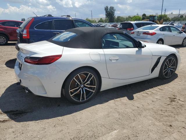 WBAHF3C0XLWW55375 - 2020 BMW Z4 SDRIVE30I WHITE photo 3