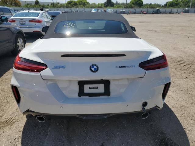 WBAHF3C0XLWW55375 - 2020 BMW Z4 SDRIVE30I WHITE photo 6