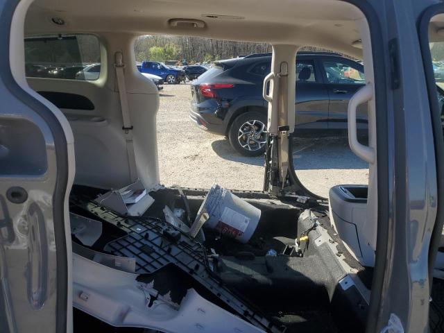 2C4RC1BG8NR133262 - 2022 CHRYSLER PACIFICA TOURING L GRAY photo 11