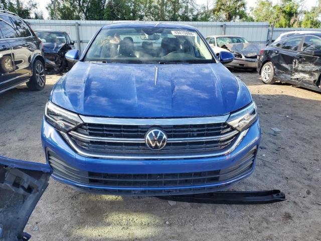 3VWEM7BU5NM031300 - 2022 VOLKSWAGEN JETTA SE BLUE photo 5