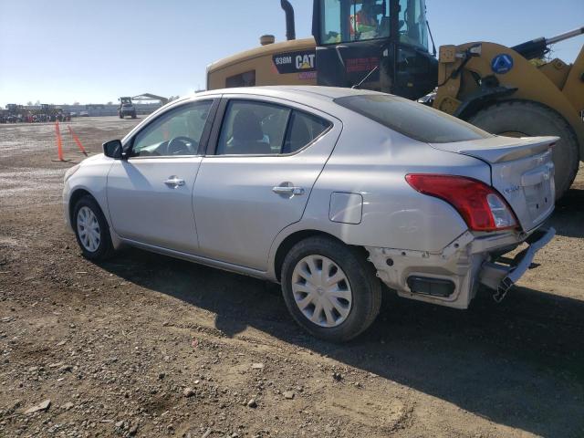 3N1CN7AP7HL823836 - 2017 NISSAN VERSA S SILVER photo 2