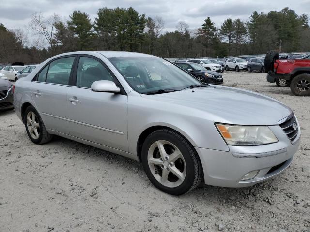 5NPEU46CX9H524534 - 2009 HYUNDAI SONATA SE SILVER photo 4