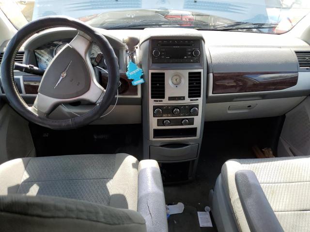 2A4RR5D12AR369702 - 2010 CHRYSLER TOWN & COU TOURING TURQUOISE photo 8