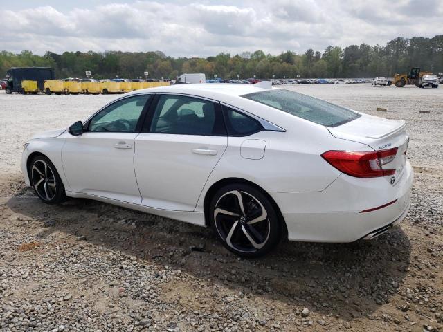 1HGCV2F34JA028327 - 2018 HONDA ACCORD SPORT WHITE photo 2