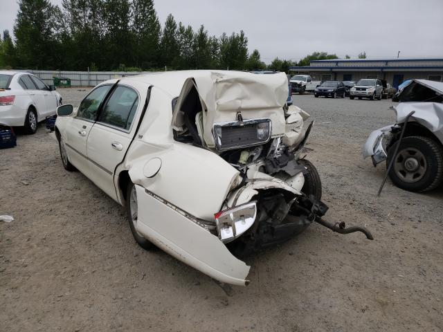 1LNHM82W97Y625916 - 2007 LINCOLN TOWN CAR SIGNATURE LIMITED WHITE photo 3