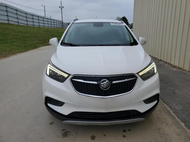 KL4CJASB4JB554124 - 2018 BUICK ENCORE PREFERRED WHITE photo 5