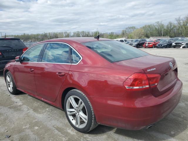 1VWBV7A30FC080738 - 2015 VOLKSWAGEN PASSAT SE RED photo 2