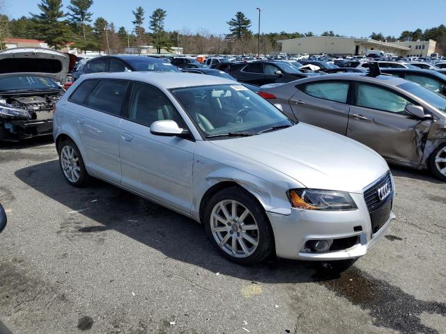 WAUKJAFMXCA049711 - 2012 AUDI A3 PREMIUM PLUS SILVER photo 4