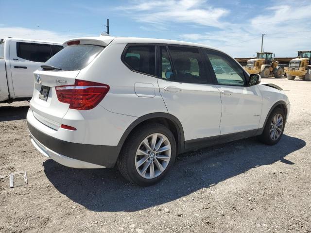 5UXWX9C52E0D32600 - 2014 BMW X3 XDRIVE28I WHITE photo 3