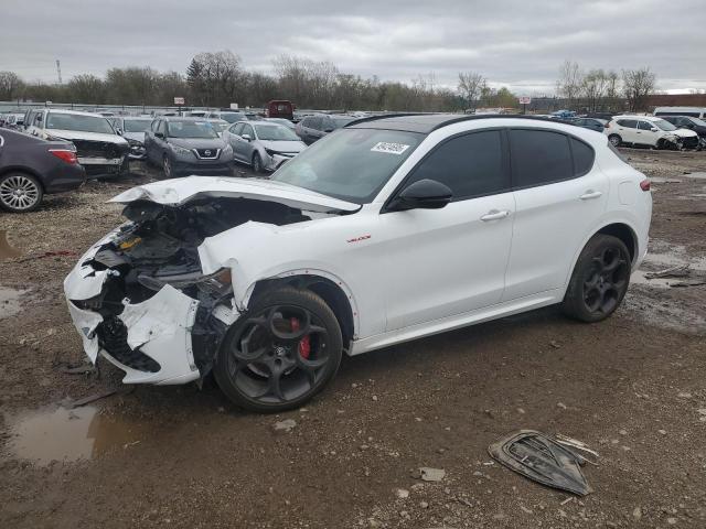 ZASPAKBN1N7D49271 - 2022 ALFA ROMEO STELVIO TI Ақ фото 1