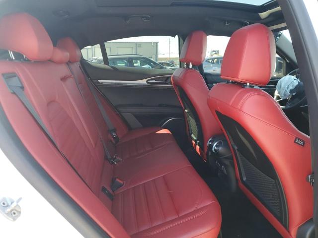 ZASPAKBN1N7D49271 - 2022 ALFA ROMEO STELVIO TI Ақ фото 10