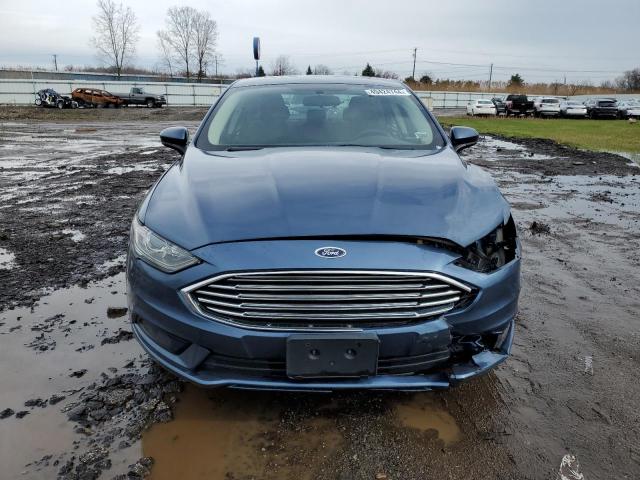 3FA6P0HD9JR192927 - 2018 FORD FUSION SE BLUE photo 5