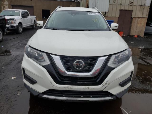 KNMAT2MV4KP548607 - 2019 NISSAN ROGUE S WHITE photo 5