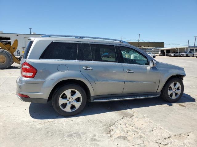 4JGBF7BE4AA558823 - 2010 MERCEDES-BENZ GL 450 4MATIC GRAY photo 3