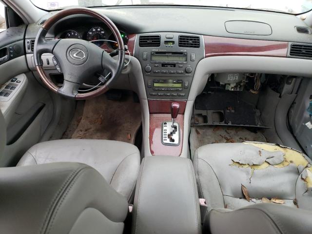 JTHBF30G520012135 - 2002 LEXUS ES 300 SILVER photo 8