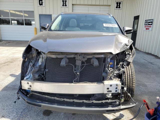 5TDKKRFH5GS156188 - 2016 TOYOTA HIGHLANDER XLE GRAY photo 5