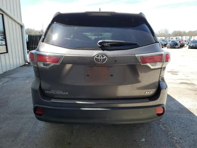 5TDKKRFH5GS156188 - 2016 TOYOTA HIGHLANDER XLE GRAY photo 6