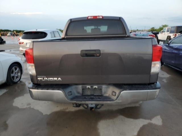 5TFEM5F11DX057859 - 2013 TOYOTA TUNDRA CREWMAX SR5 GRAY photo 6