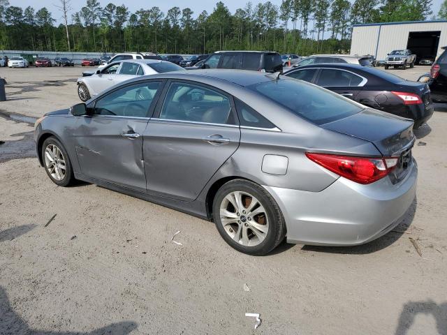 5NPEC4AC5BH097795 - 2011 HYUNDAI SONATA SE GRAY photo 2