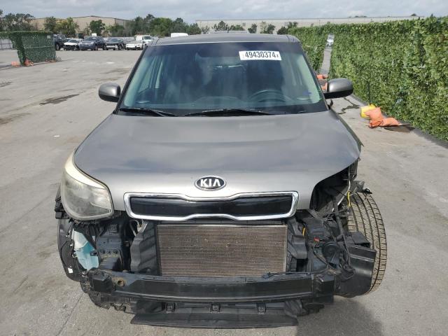 KNDJP3A52G7243418 - 2016 KIA SOUL + GRAY photo 5