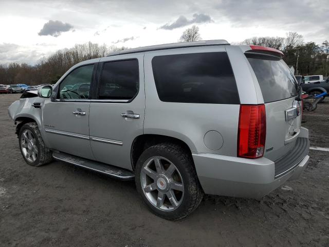 1GYS4BEF4BR244703 - 2011 CADILLAC ESCALADE LUXURY SILVER photo 2