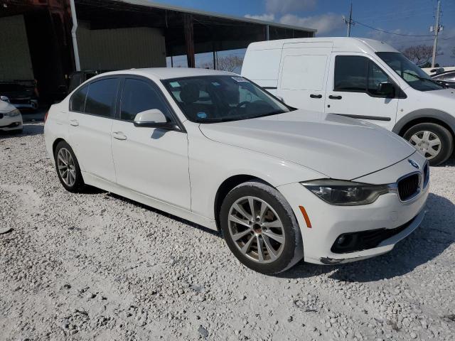 WBA8E1G56JNU89033 - 2018 BMW 320 I WHITE photo 4