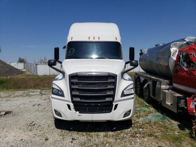 3AKJHHDR3LSLH9236 - 2020 FREIGHTLINER CASCADIA 1 WHITE photo 9