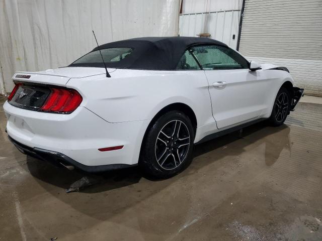 1FATP8UH6M5106670 - 2021 FORD MUSTANG WHITE photo 3