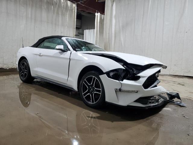 1FATP8UH6M5106670 - 2021 FORD MUSTANG WHITE photo 4