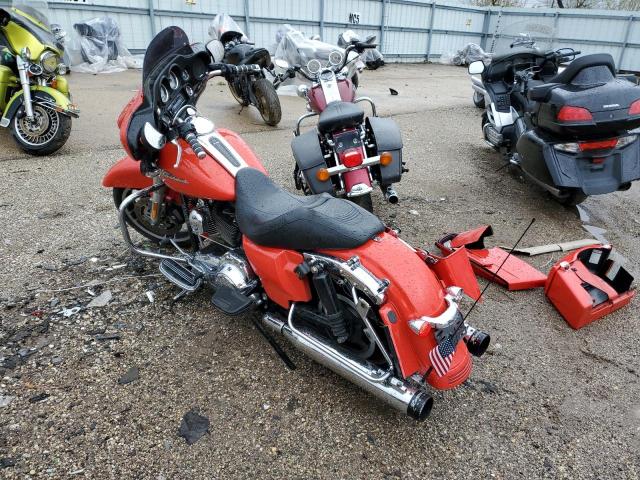 1HD1KB419AB628866 - 2010 HARLEY-DAVIDSON FLHX RED photo 3