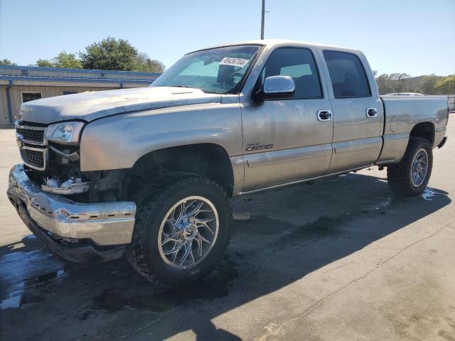 1GCHC23112F202145 - 2002 CHEVROLET SILVERADO C2500 HEAVY DUTY TAN photo 1