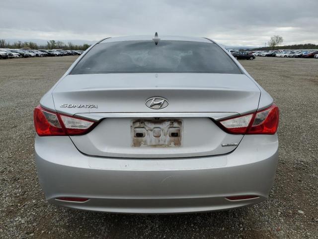 5NPEC4AC1BH182276 - 2011 HYUNDAI SONATA SE SILVER photo 6