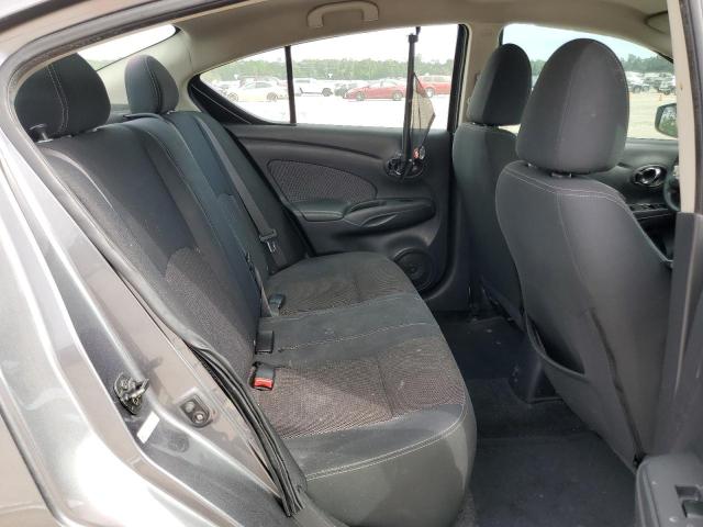 3N1CN7AP0GL906779 - 2016 NISSAN VERSA S GRAY photo 10