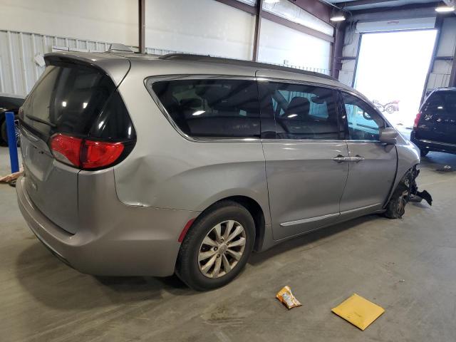 2C4RC1BG7HR608033 - 2017 CHRYSLER PACIFICA TOURING L GRAY photo 3