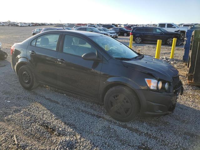 1G1JA5SG3E4224476 - 2014 CHEVROLET SONIC LS BLACK photo 4