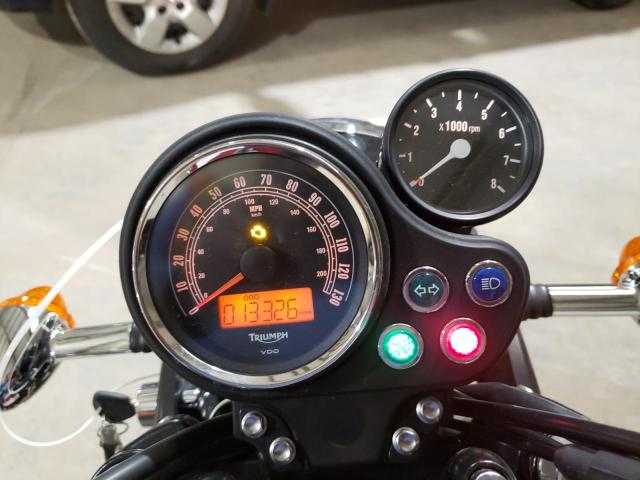 SMT900K19FT700833 - 2015 TRIUMPH MOTORCYCLE BONNEVILLE BLACK photo 8