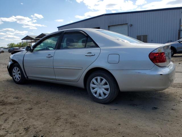 4T1BE32K65U533735 - 2005 TOYOTA CAMRY LE SILVER photo 2