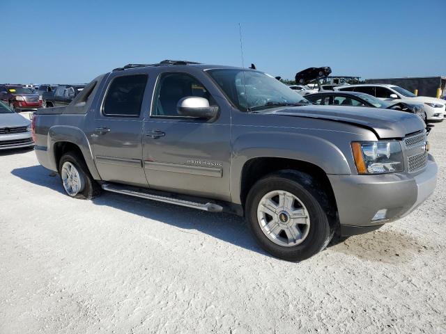 3GNTKFE79CG256127 - 2012 CHEVROLET AVALANCHE LT BEIGE photo 4