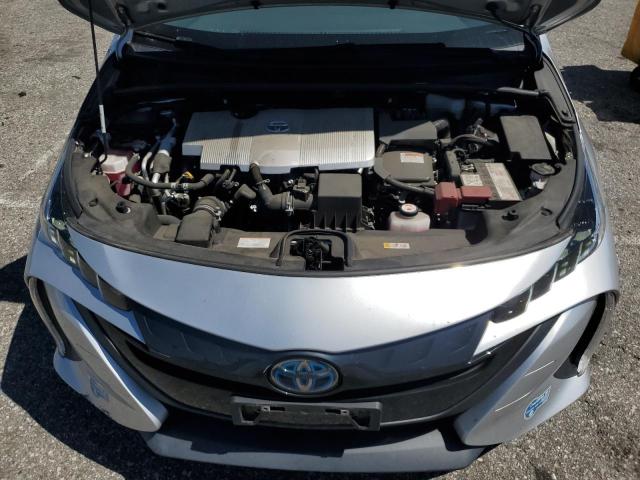 JTDKAMFP5M3177164 - 2021 TOYOTA PRIUS PRIM LE SILVER photo 11