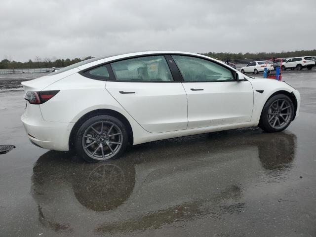 5YJ3E1EA5MF018460 - 2021 TESLA MODEL 3 WHITE photo 3