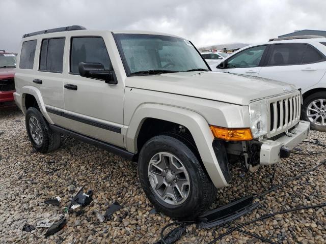 1J8HG48NX6C364786 - 2006 JEEP COMMANDER BEIGE photo 4