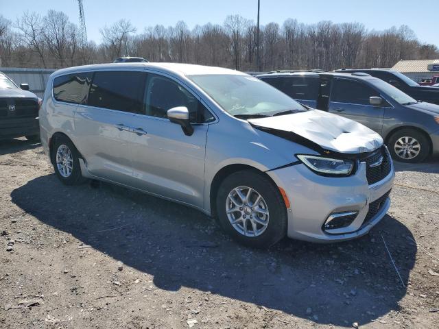 2C4RC1BGXPR513318 - 2023 CHRYSLER PACIFICA TOURING L SILVER photo 4
