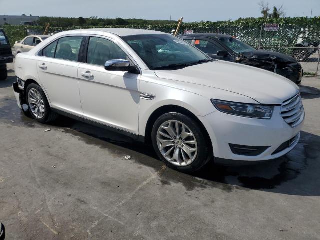 1FAHP2F8XFG139369 - 2015 FORD TAURUS LIMITED WHITE photo 4