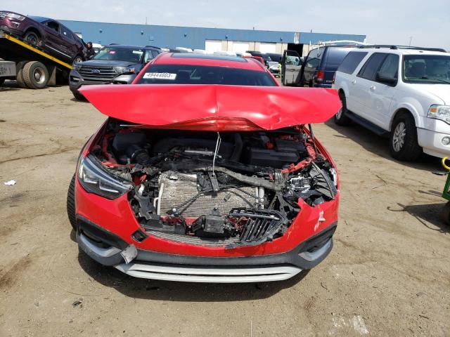 W04GV8SX0J1128141 - 2018 BUICK REGAL TOUR ESSENCE RED photo 5