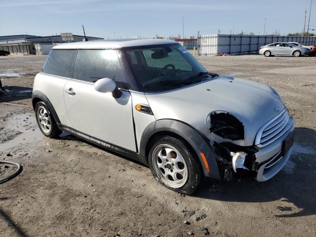 WMWSU3C55CT255748 - 2012 MINI COOPER SILVER photo 4