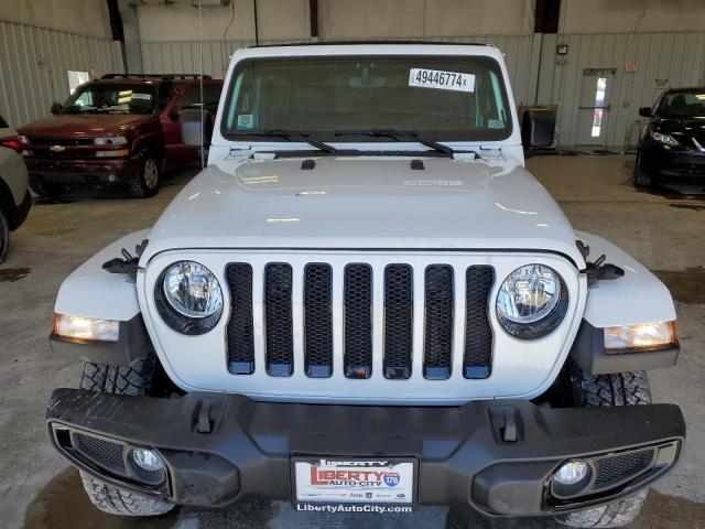 1C4HJXEG8PW666237 - 2023 JEEP WRANGLER SAHARA WHITE photo 5