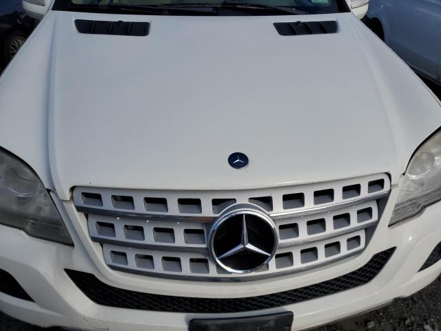 4JGBB8GB4AA568753 - 2010 MERCEDES-BENZ ML 350 4MATIC WHITE photo 11